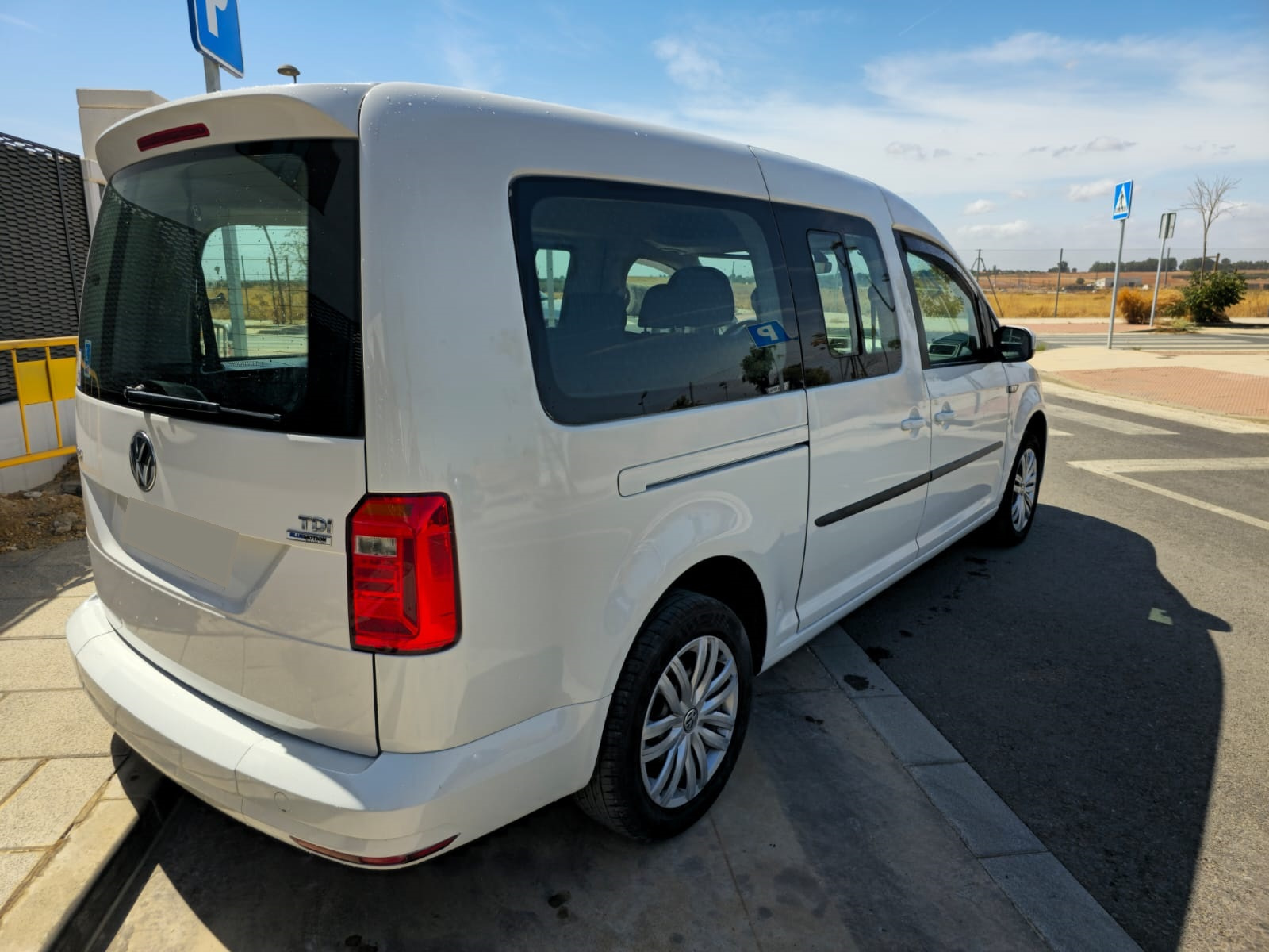 Volkswagen Caddy Maxi Adaptada para silla de ruedas – Calidad, Fiabilidad y Accesibilidad - Imagen 4