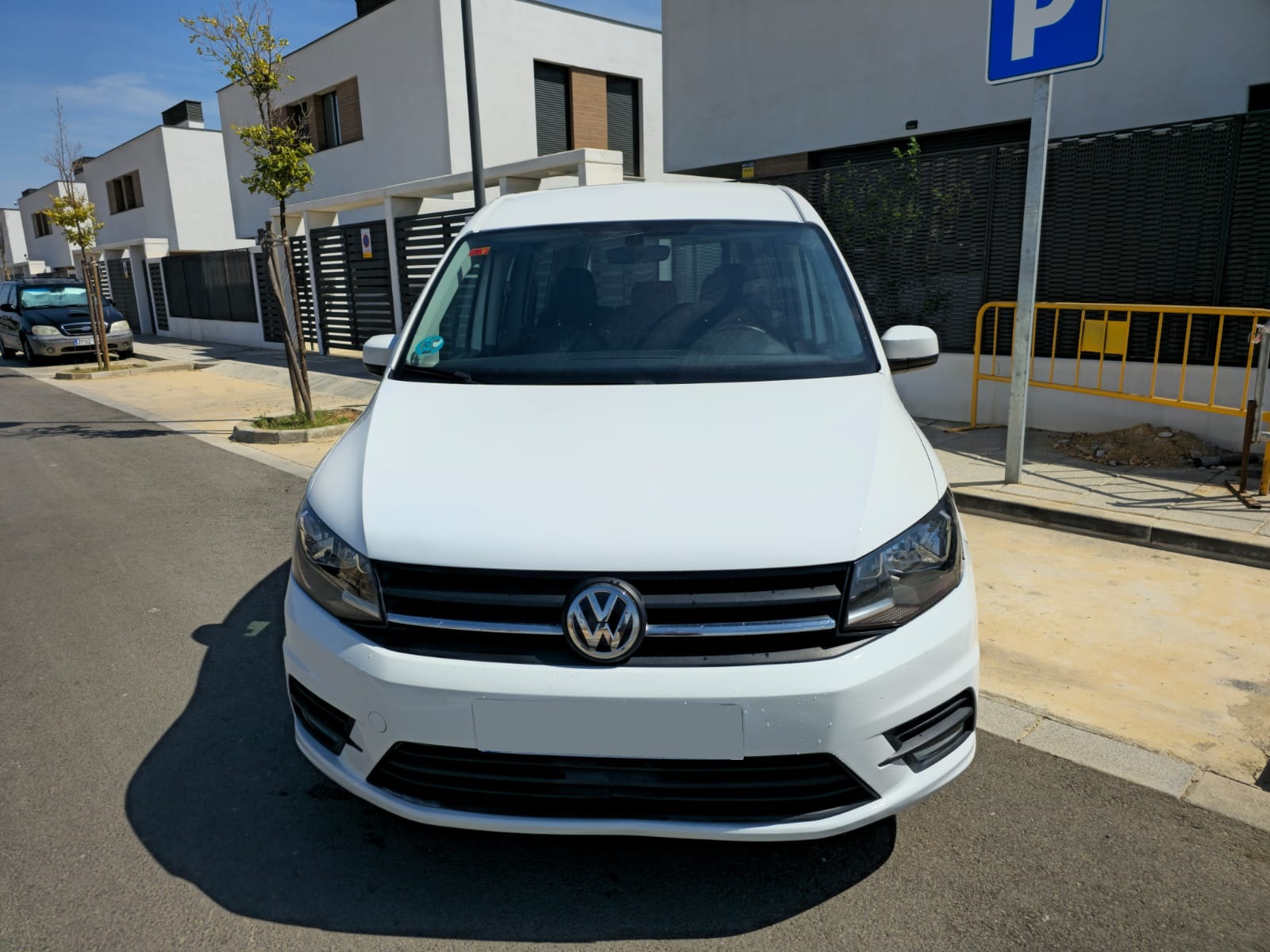 Volkswagen Caddy Maxi Adaptada para silla de ruedas – Calidad, Fiabilidad y Accesibilidad - Imagen 3