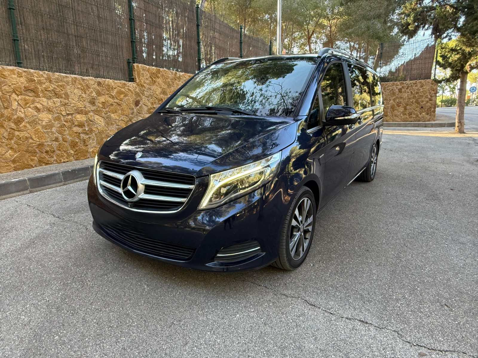 Mercedes V250 Avantgarde Adaptado para Personas con Movilidad Reducida (PMR) - Imagen 3