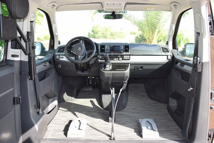 Volkswagen Multivan 2.0 TDI 150CV Automático | Adaptación PMR TOTAL | Único Propietario | 27.000 km - Imagen 5